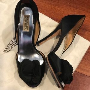 Badgley Mischka Black Open Toe Pumps